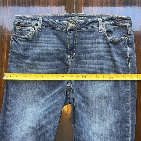 Michael Kors Women’s Jeans Size 14W Med Blue Denim Stretch Straight Leg Classic - Picture 9 of 16
